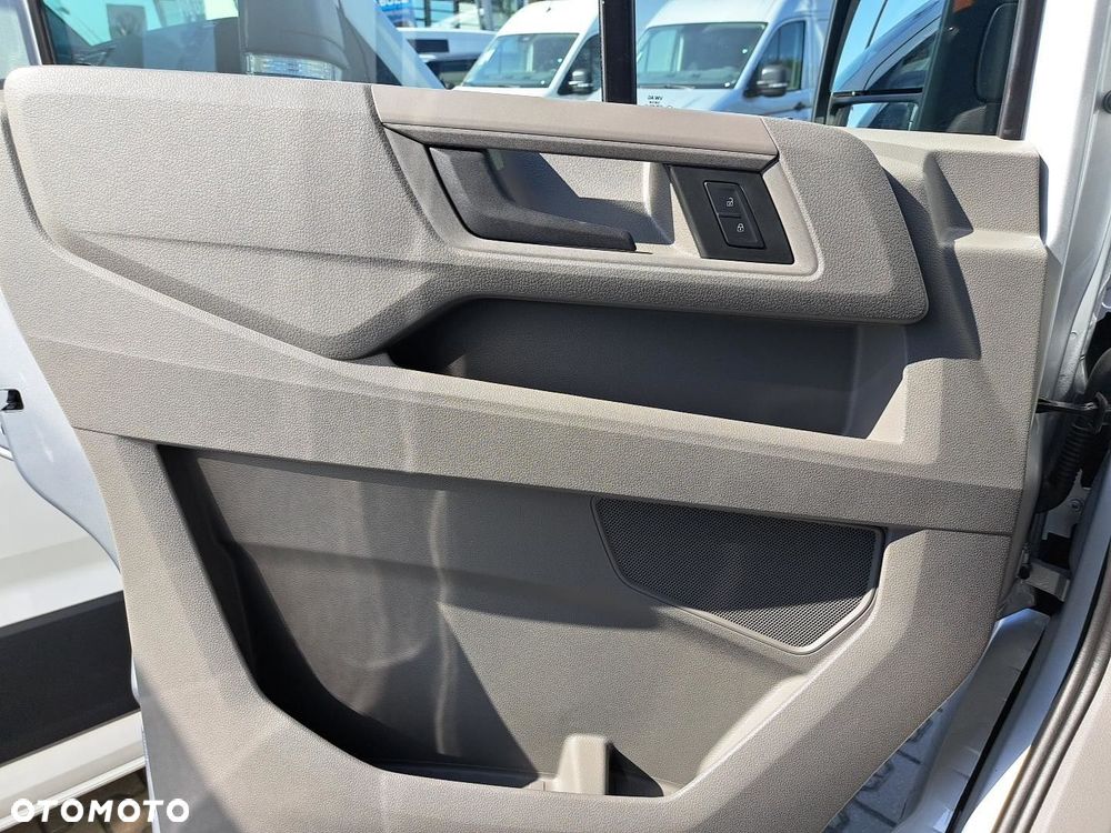 Volkswagen Crafter 35 furgon wysoki dach, 2,0 TDI 177KM, przedni, 6-bieg manualna 3640 mm, Euro 6 - 10