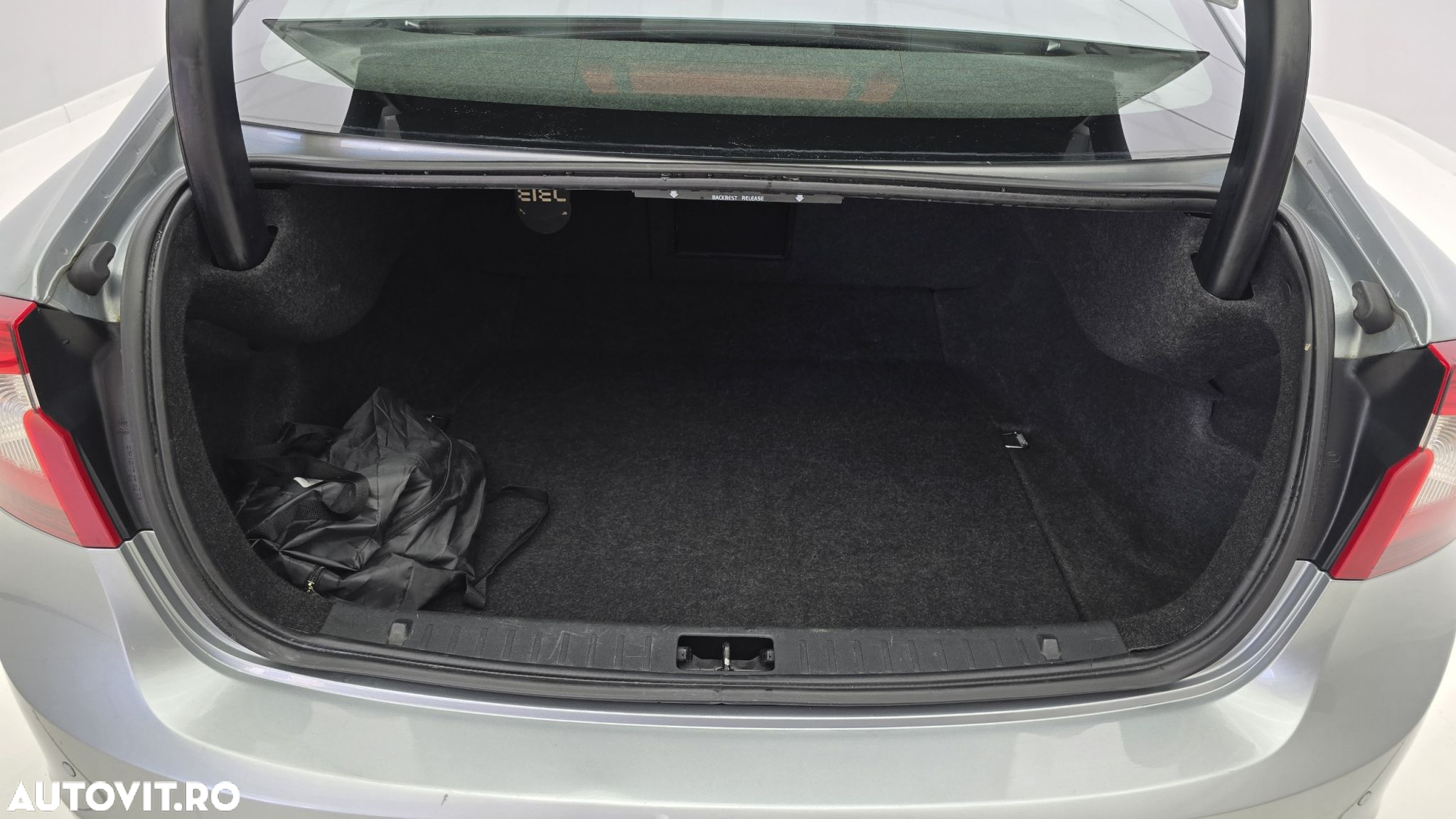 Volvo S60 - 25