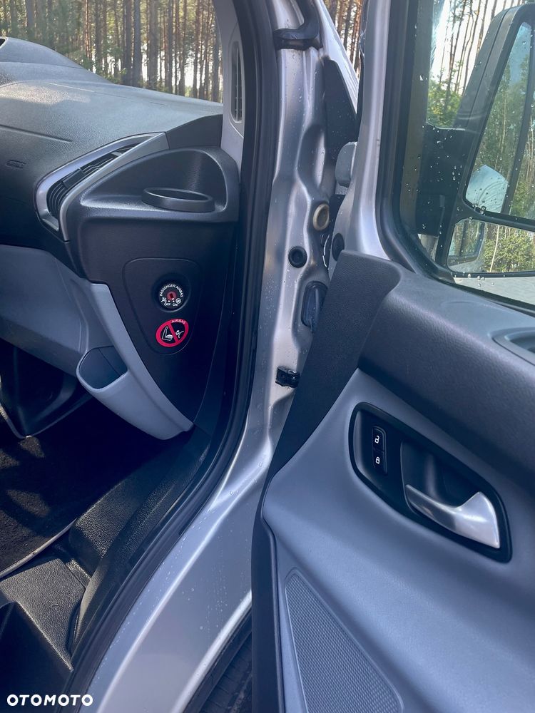 Ford Transit Custom - 19