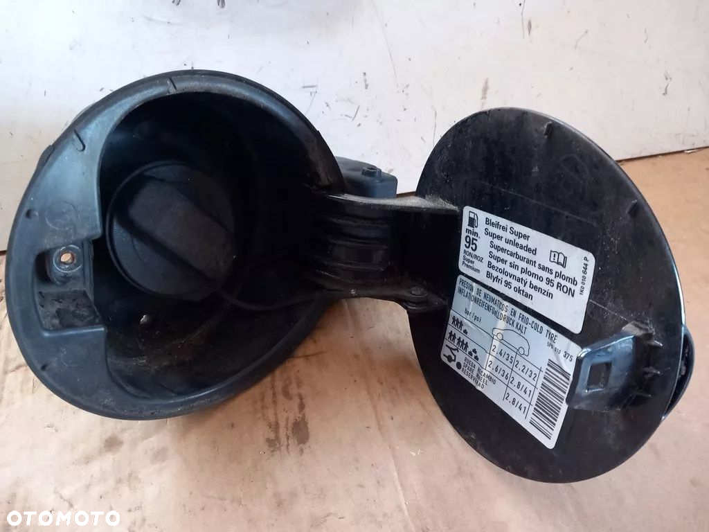 KLAPKA WLEWU PALIWA SEAT LEON II 1P0809905 - 3