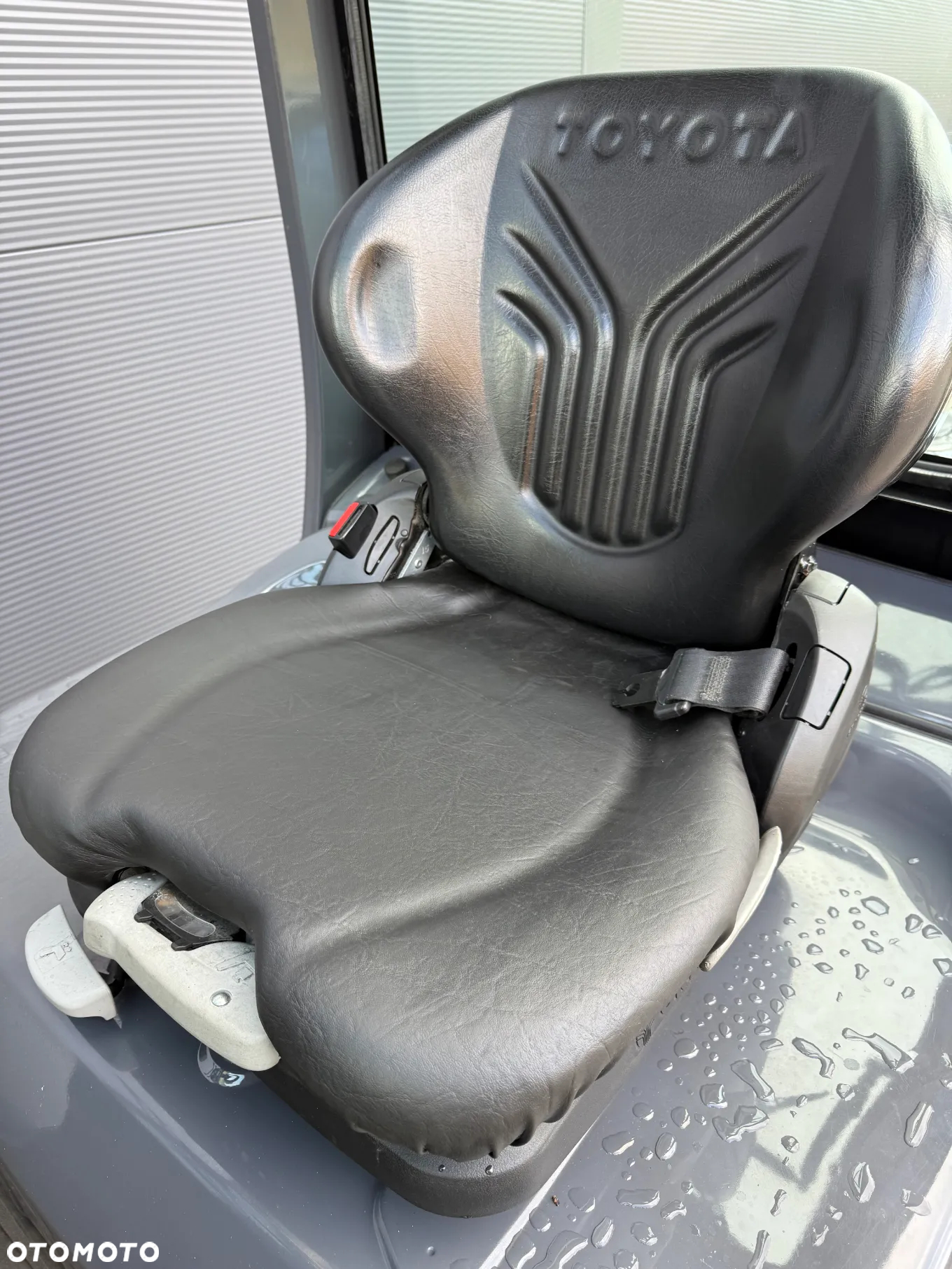 Toyota 02-8FGF25 - 8