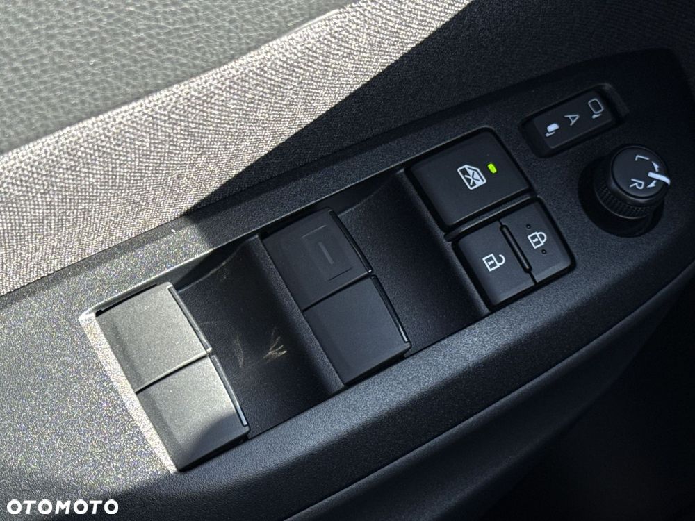 Toyota Yaris Cross Hybrid 1.5 Style - 17