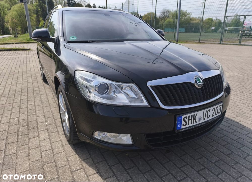 Skoda Octavia 2.0 TDI DSG Elegance - 10