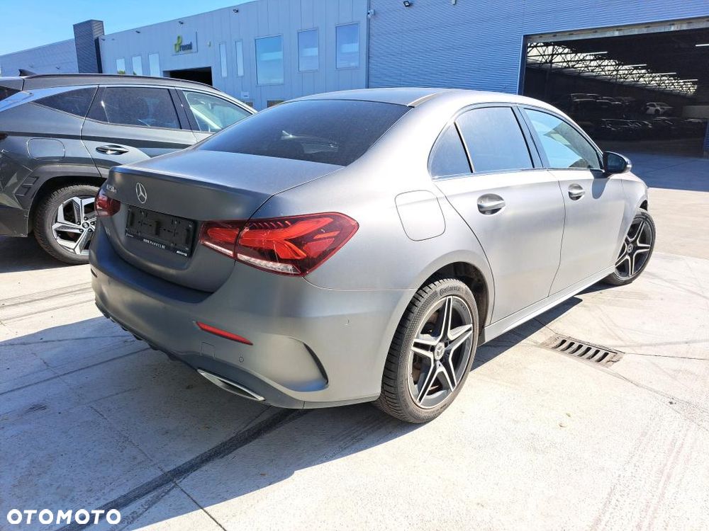 Mercedes-Benz Klasa A 250 e PHEV AMG Line 8G-DCT - 11