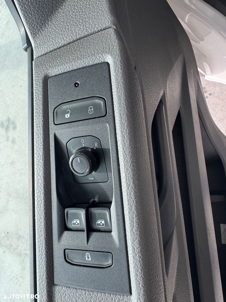 Volkswagen Transporter - 19