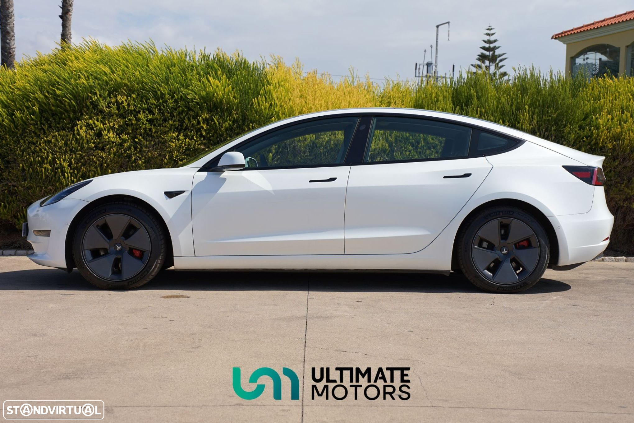 Tesla Model 3 - 5