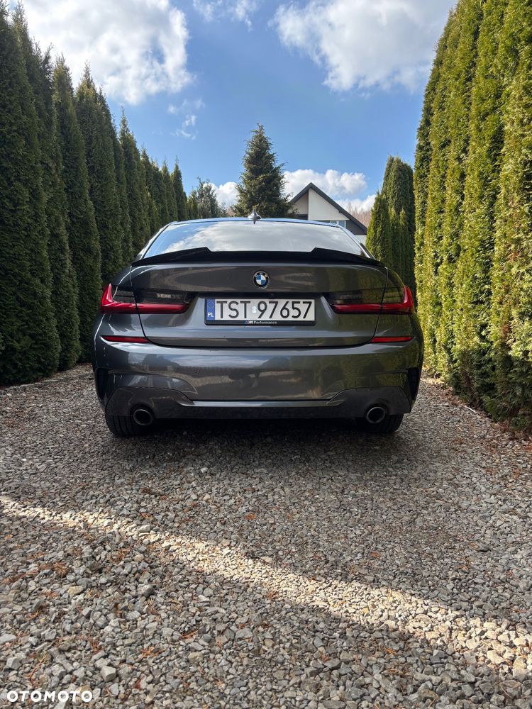 BMW Seria 3 330i xDrive - 5