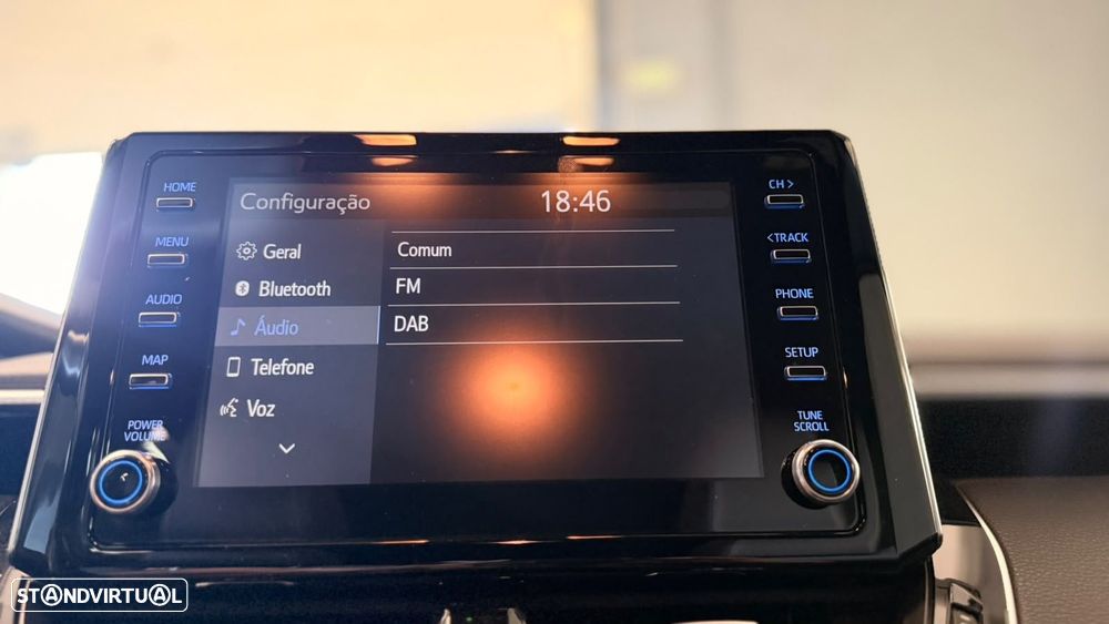 Toyota Corolla 1.8 Hybrid Square Collection - 32