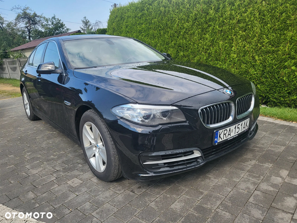 BMW Seria 5 520d xDrive Sport