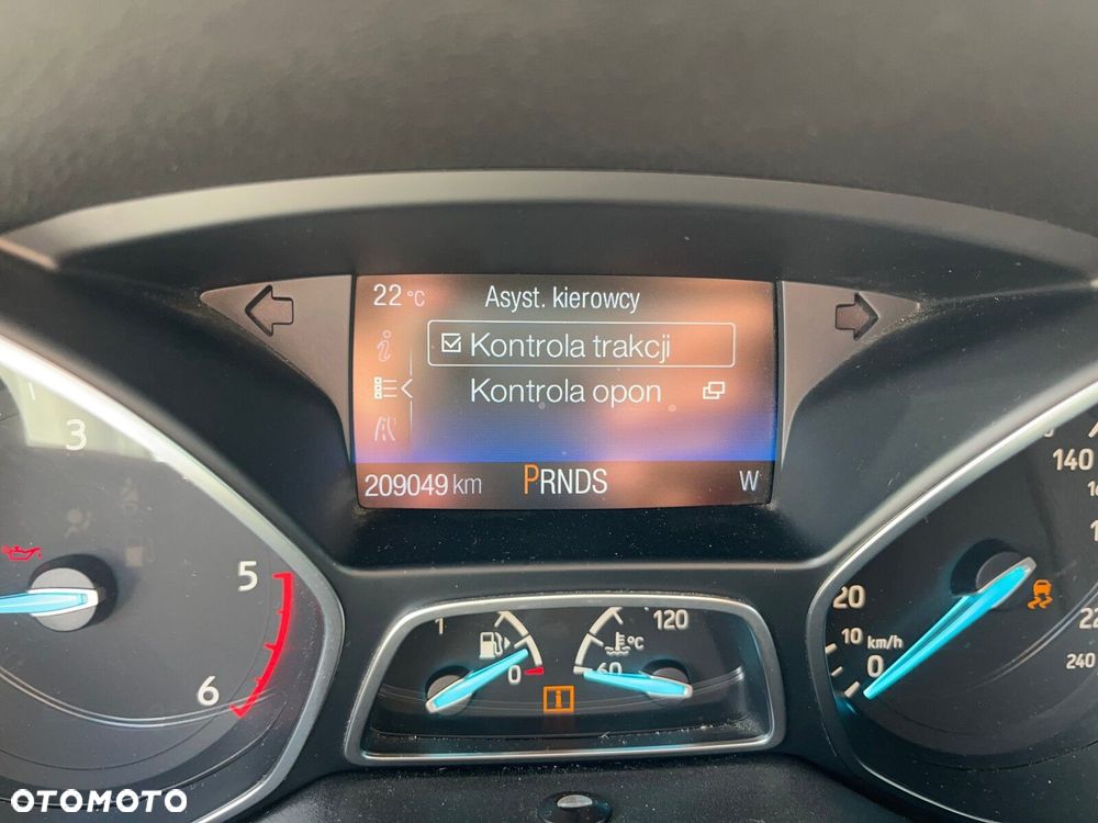 Ford Kuga - 35