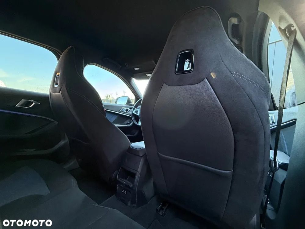 BMW Seria 1 118i M Sport - 19