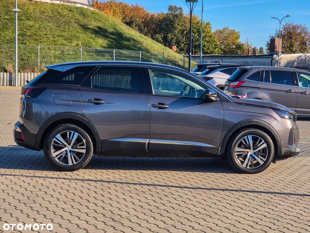 Peugeot 3008 1.6 PureTech Hybrid PHEV Allure Pack S&S EAT8 - 7