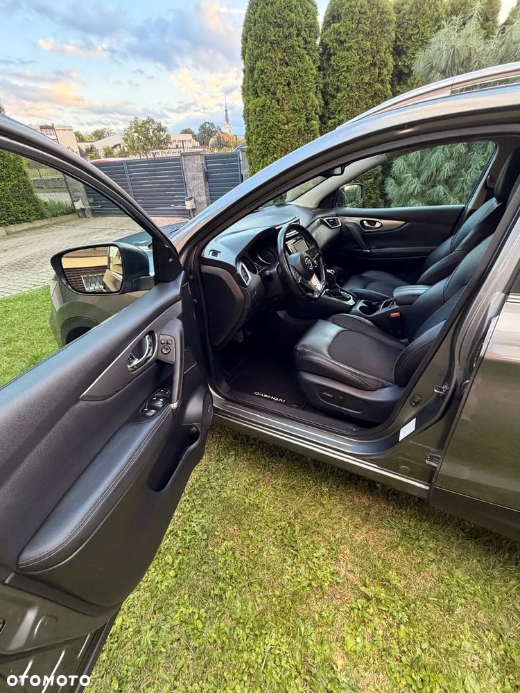 Nissan Qashqai 1.6 DCi Tekna Xtronic - 17