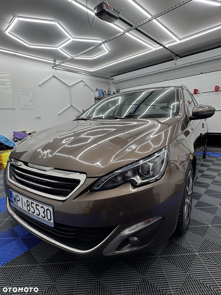 Peugeot 308 - 4