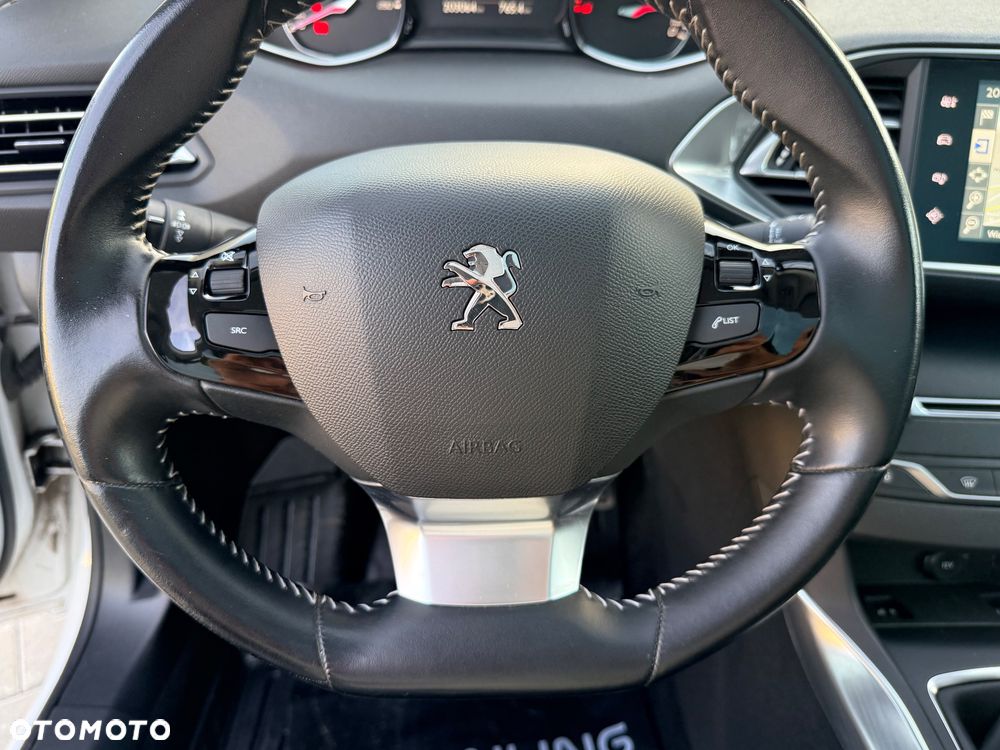 Peugeot 308 BlueHDi FAP 150 EAT6 Stop & Start Allure - 34