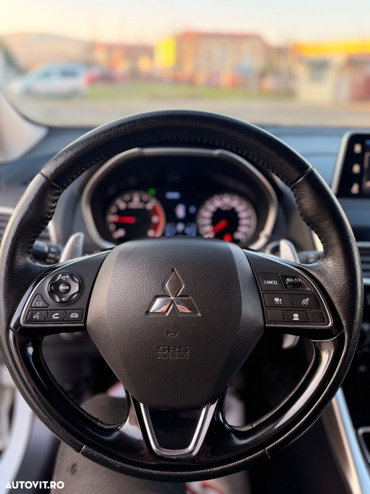 Mitsubishi Eclipse-Cross 2.2 DI-D Aut. 4WD Top - 13