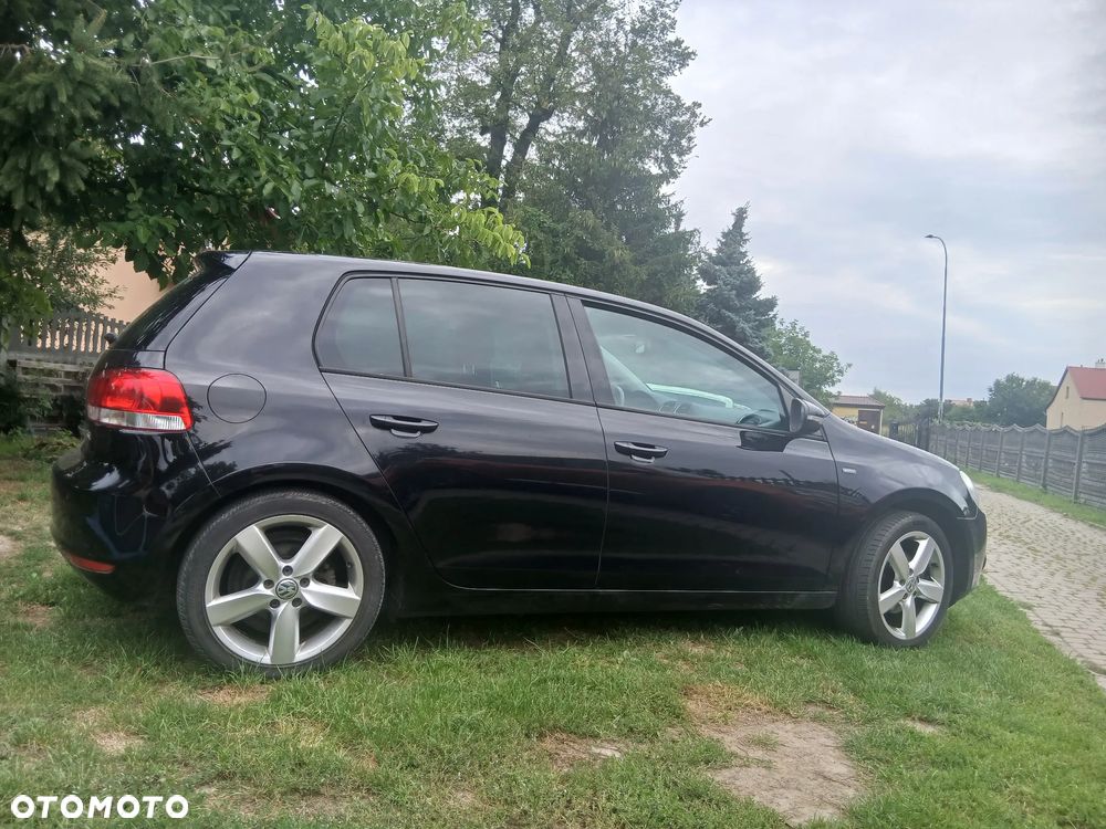 Volkswagen Golf 1.2 TSI BMT Trendline - 4