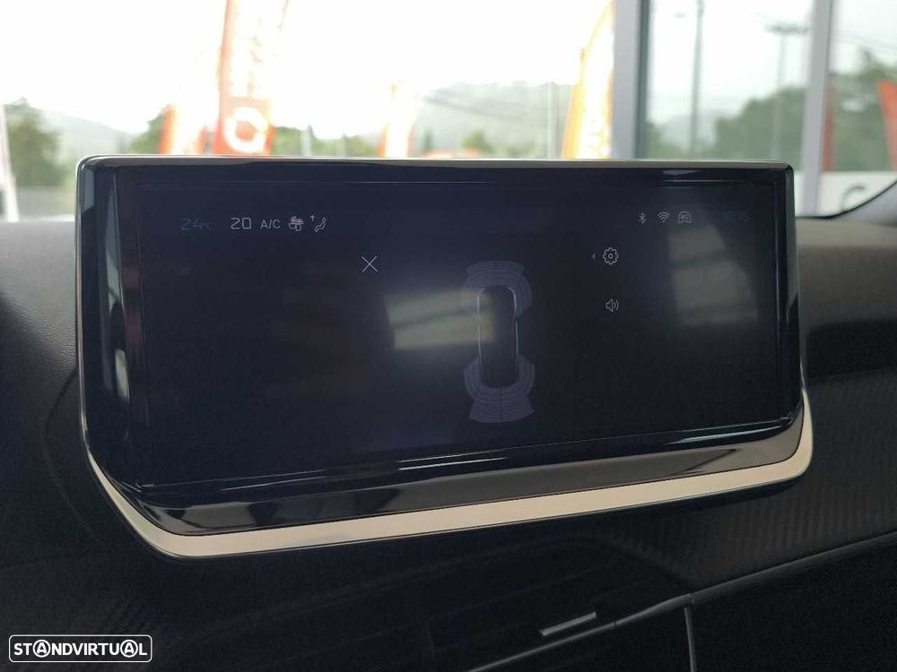 Peugeot 2008 1.2 Hybrid Allure e-DCS6 - 23