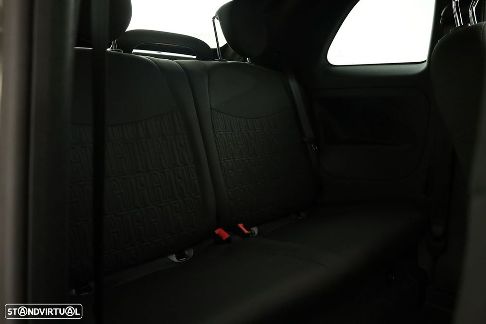 Fiat 500 1.0 Hybrid (RED) - 24