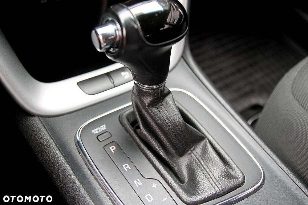 Kia Ceed - 31