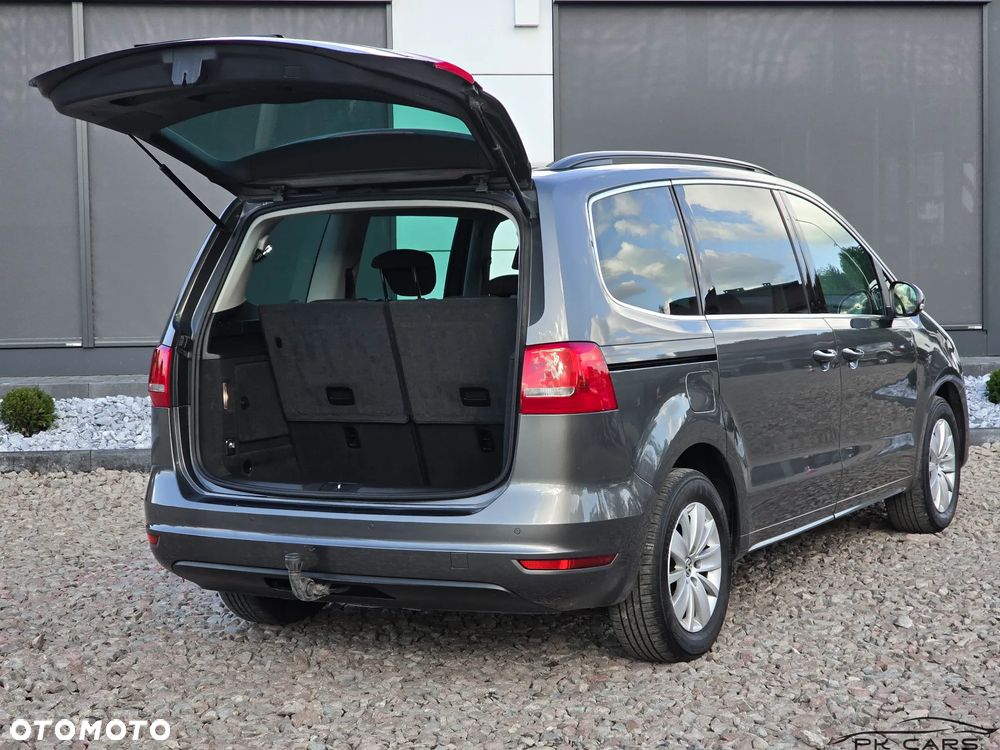 Volkswagen Sharan 2.0 TDI 4MOTION BlueMotion Technology Highline - 19