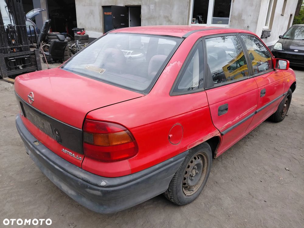 Części z: Opel Astra Rok 1997 Pojemność 1389 Moc 44 kw Benzyna - 3