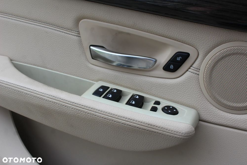 BMW Seria 2 218i Luxury Line - 21