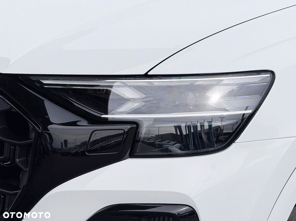 Audi SQ8 - 9