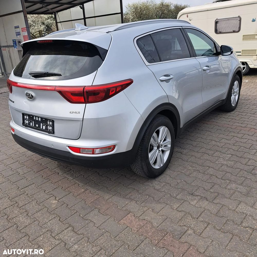 Kia Sportage 2,0 CRDI AWD Aut. Vision - 3