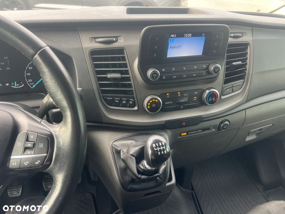 Ford Transit Custom - 13