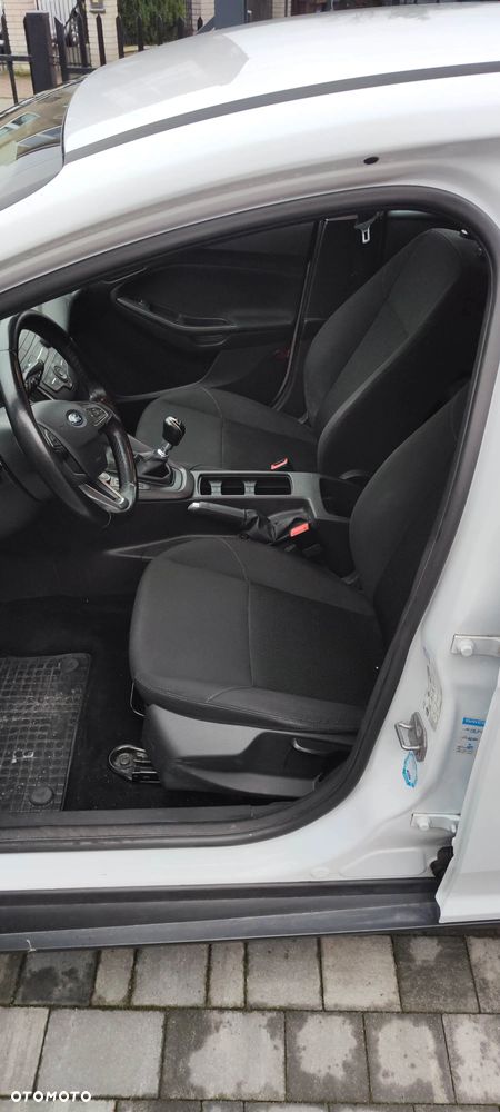 Ford Focus 1.5 TDCi Trend - 14