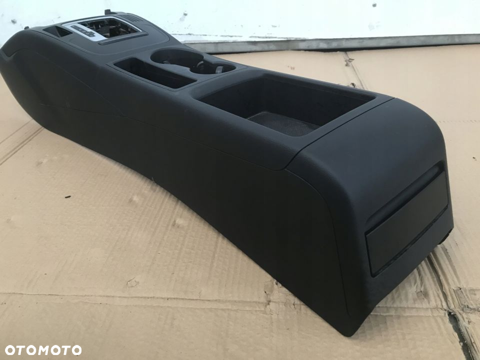 Tunel środkowy AUDI A4 B8 uchwyt na kubki napoje 8K0863244 - 3