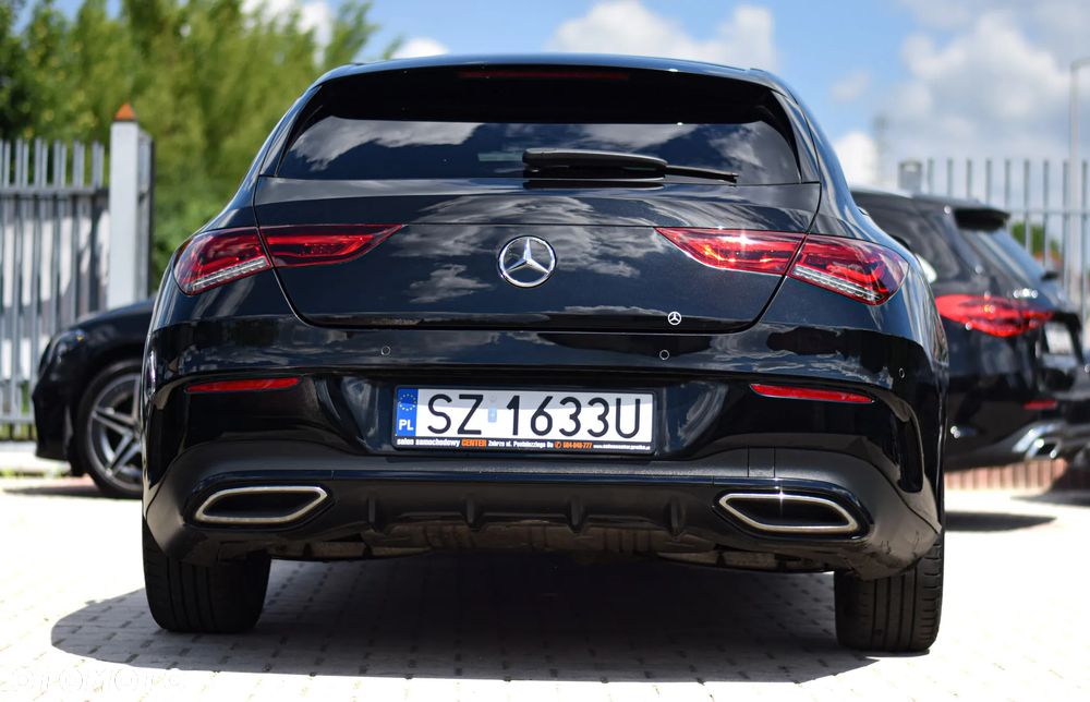 Mercedes-Benz CLA 180 7G-DCT AMG Line - 35