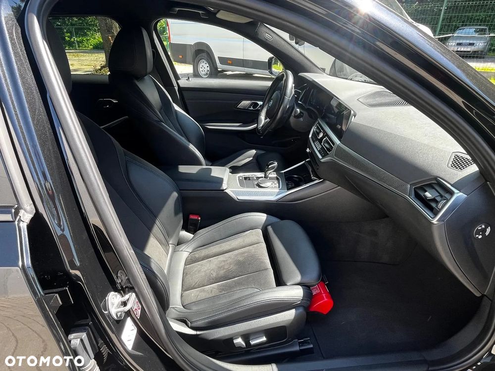 BMW Seria 3 330e M Sport sport - 7