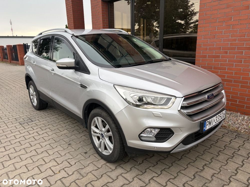 Ford Kuga 1.5 EcoBoost 2x4 Trend - 2