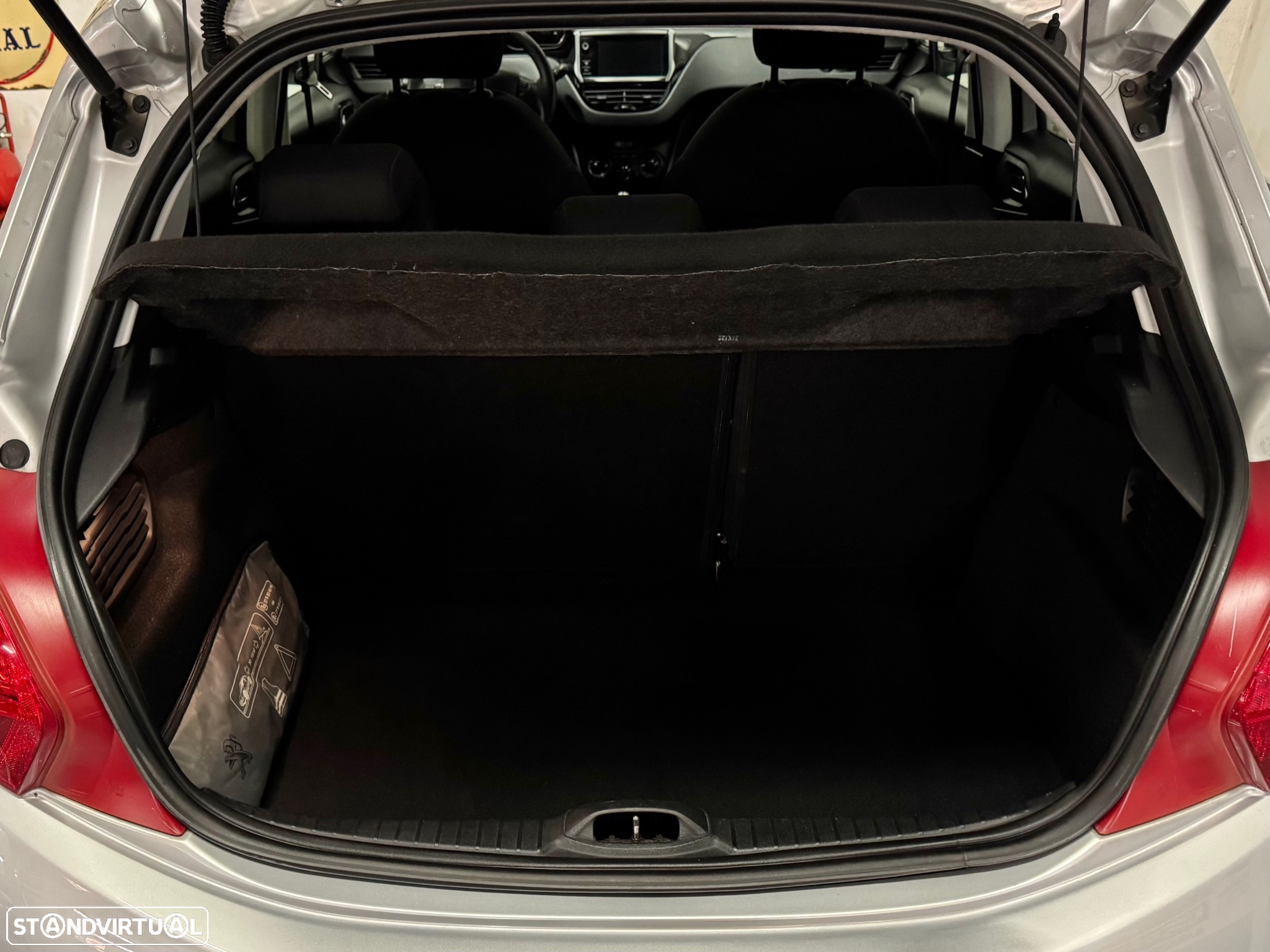 Peugeot 208 1.4 VTi Active - 21
