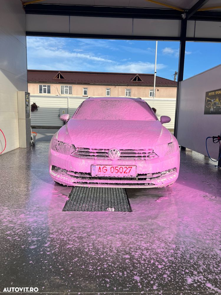 Volkswagen Passat Variant 2.0 TDI DSG (BlueMotion Technology) Comfortline - 1