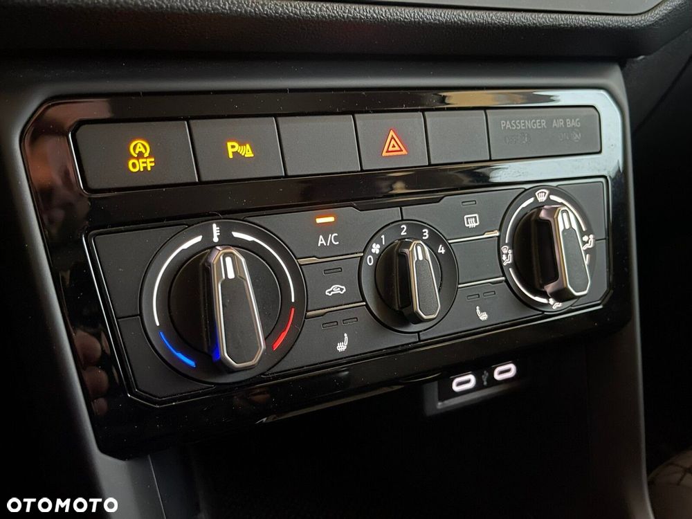 Volkswagen T-Cross - 22