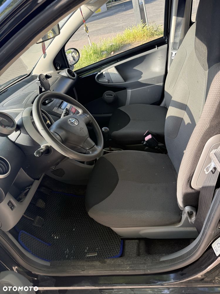 Toyota Aygo - 4