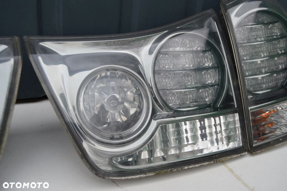 Lampy tył lexus rx II 330/450h - 4