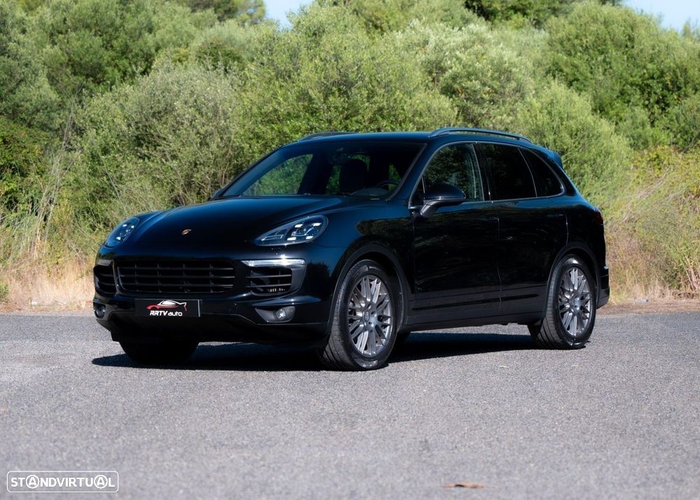 Porsche Cayenne 3.0 V6 - 2