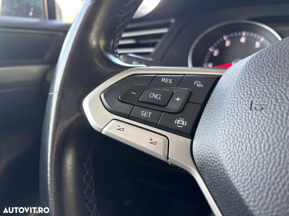 Volkswagen Passat Variant 1.5 TSI ACT OPF DSG Comfortline - 17