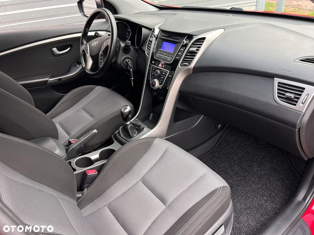 Hyundai i30 1.6 GDI Classic - 18