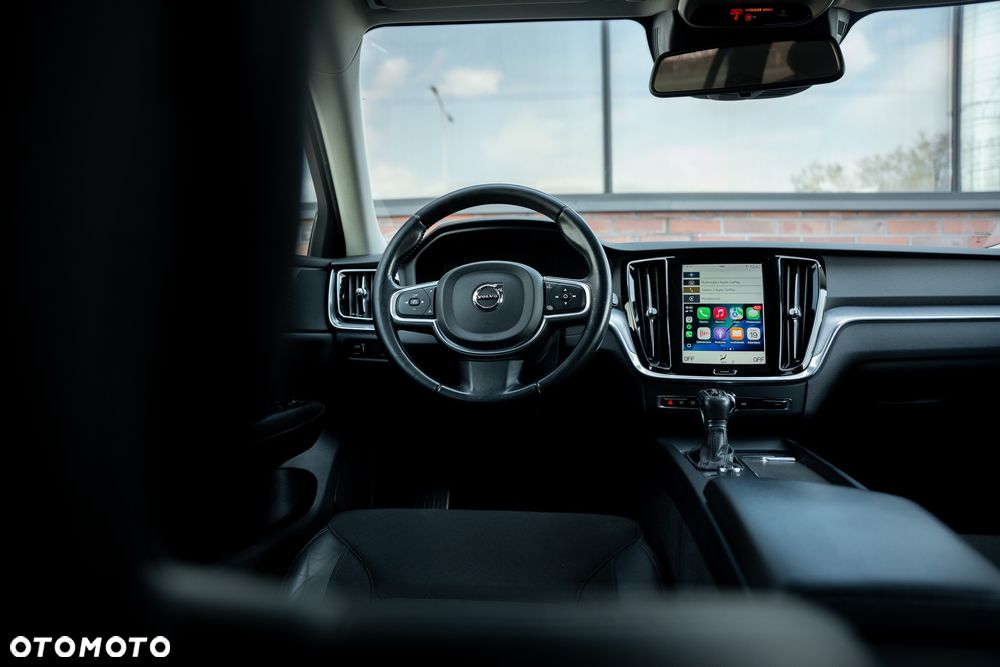 Volvo V60 D3 Geartronic Momentum - 27