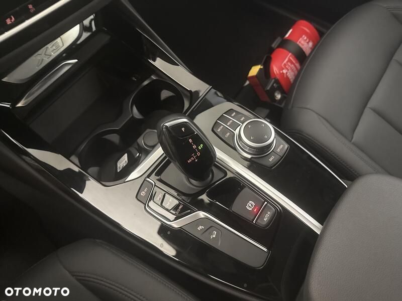 BMW X3 xDrive20i GPF - 14
