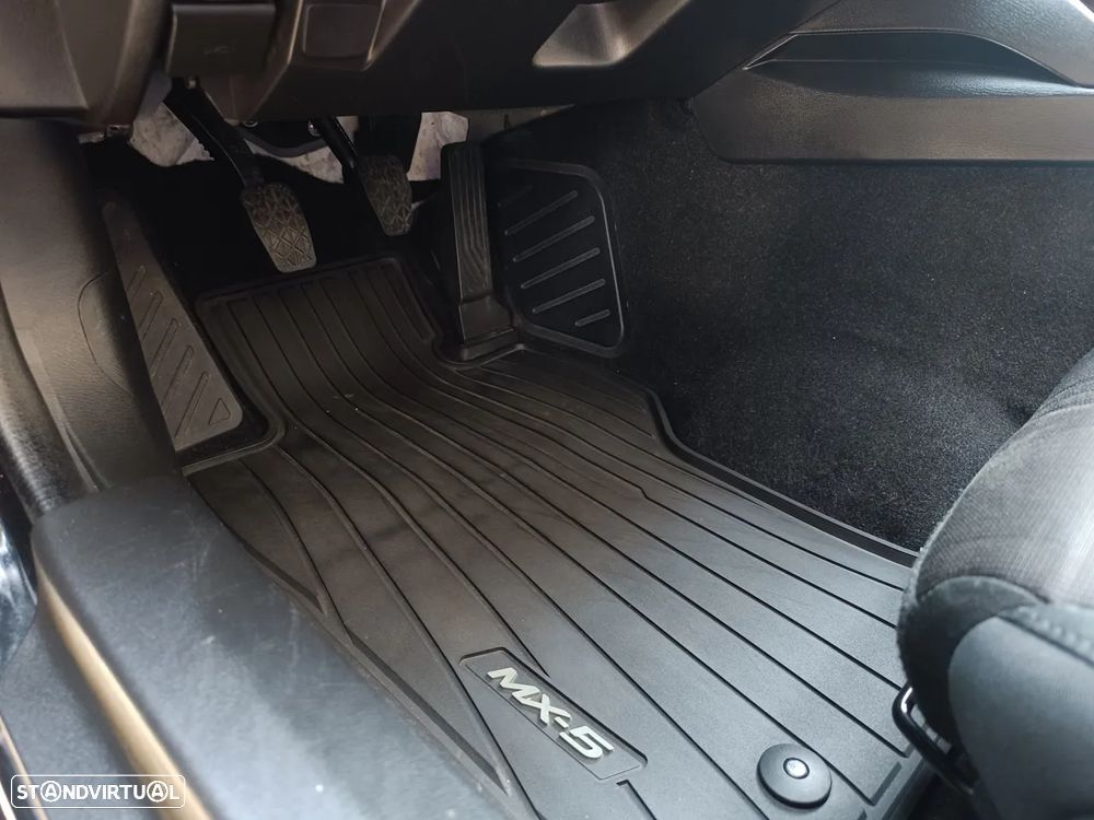 Mazda MX-5 SKYACTIV-G 131 Exclusive-Line - 10