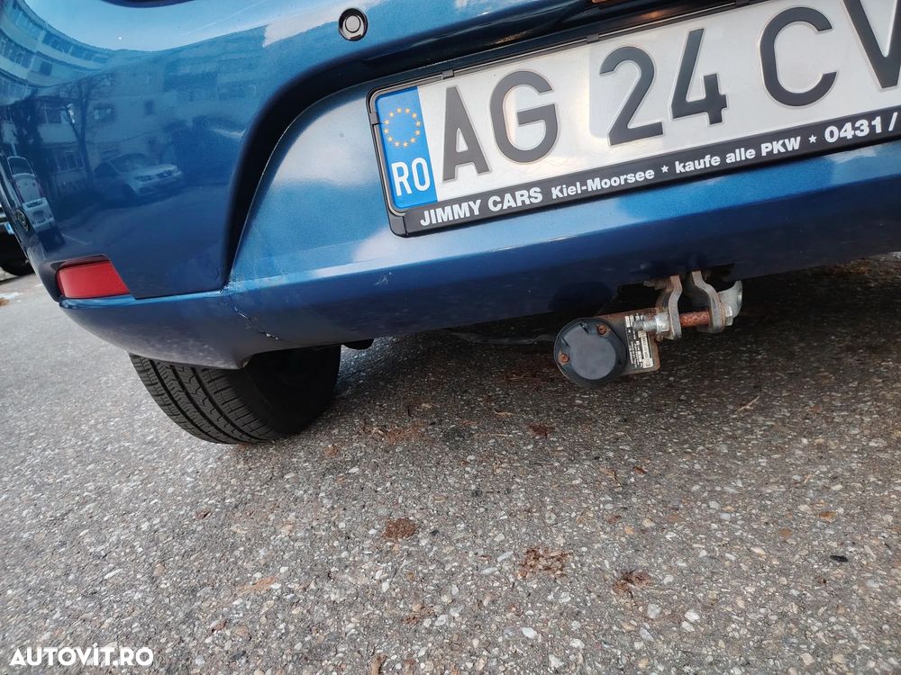 Dacia Sandero - 8