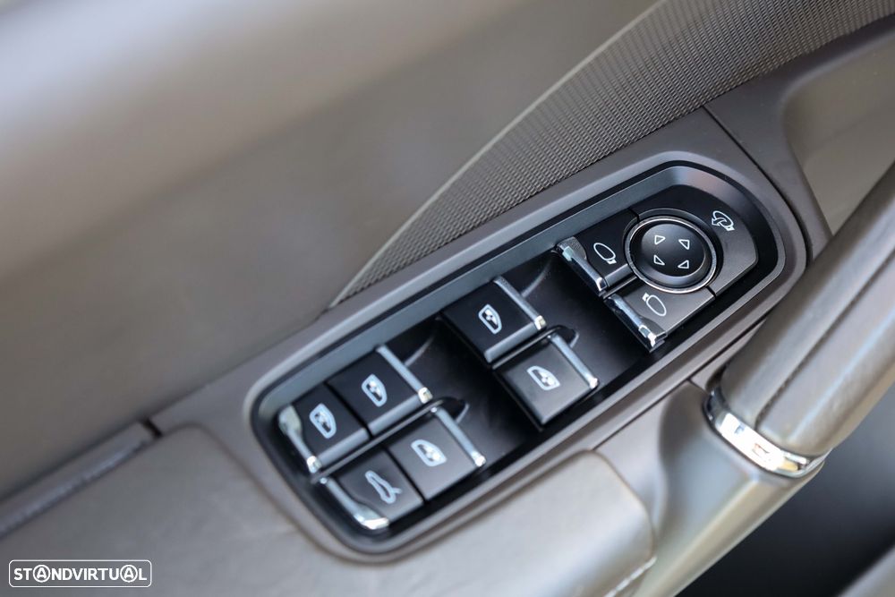 Porsche Cayenne S E-Hybrid Platinum Edition - 21