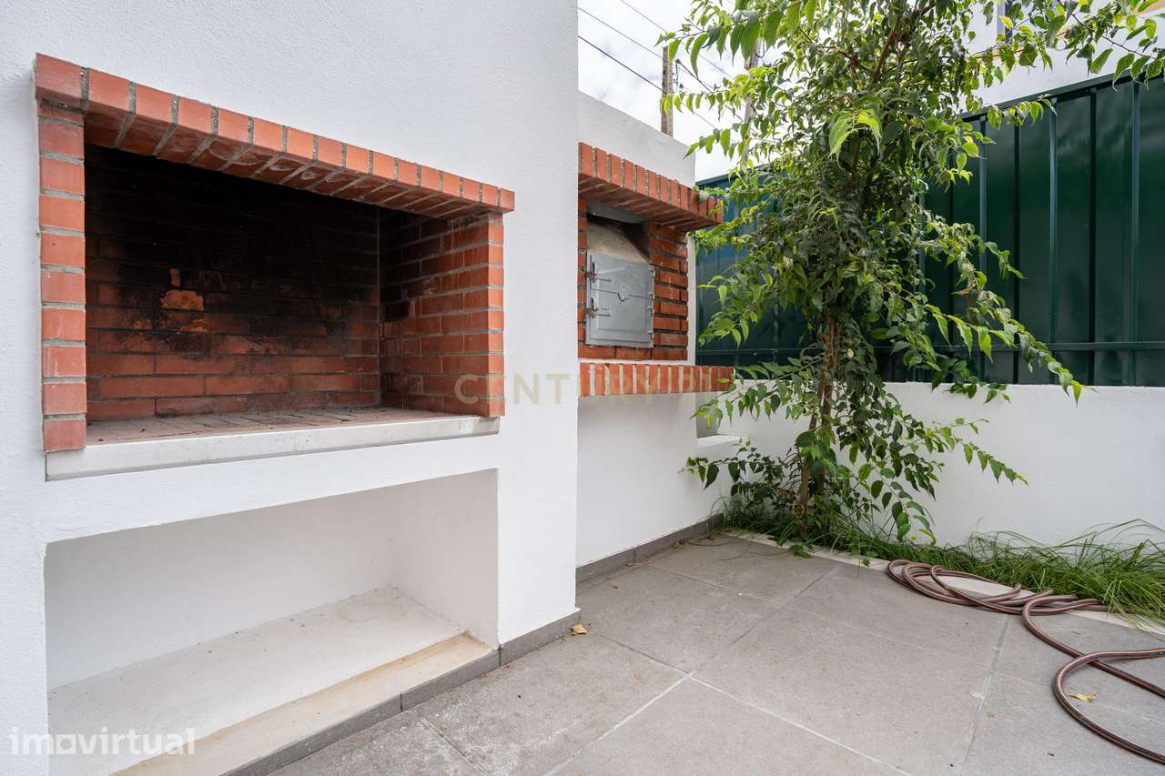 Moradia T2 em Alcochete com piscina. - Grande imagem: 4/37