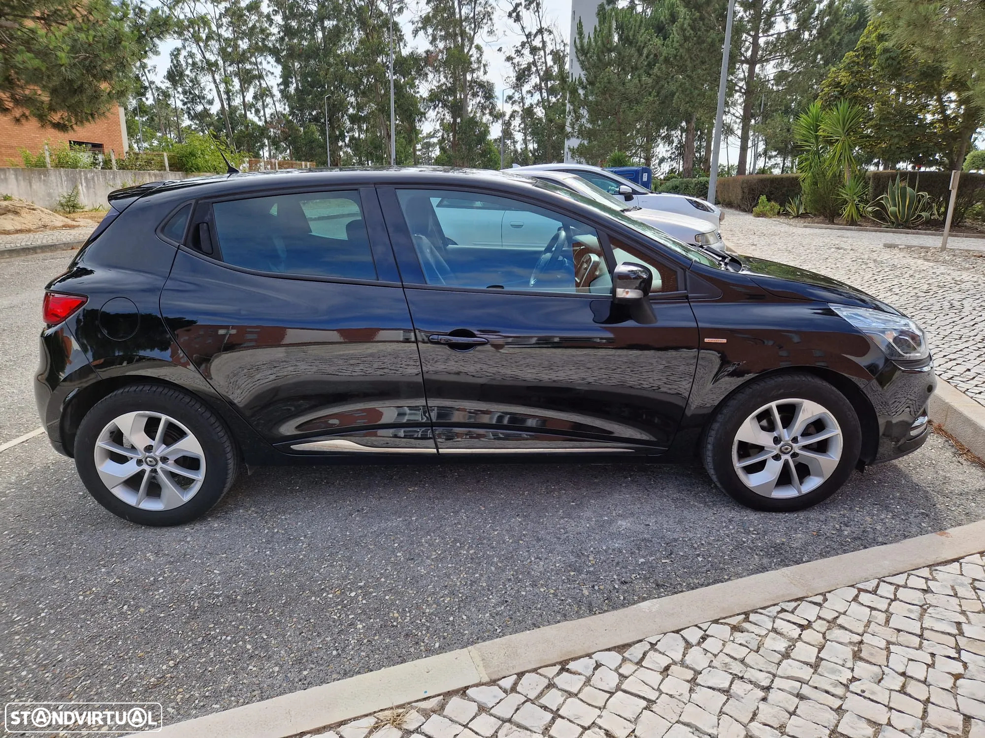 Renault Clio 1.5 dCi Limited - 18